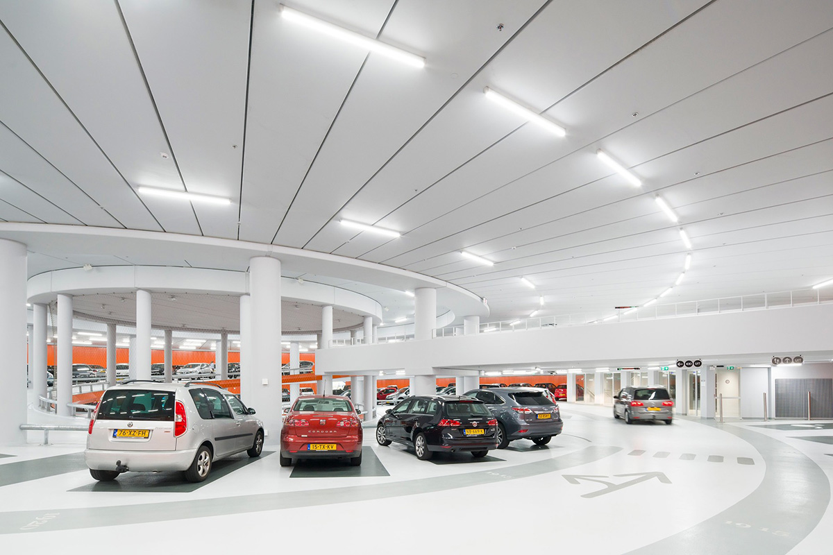 商务大厦停车场耐磨地坪