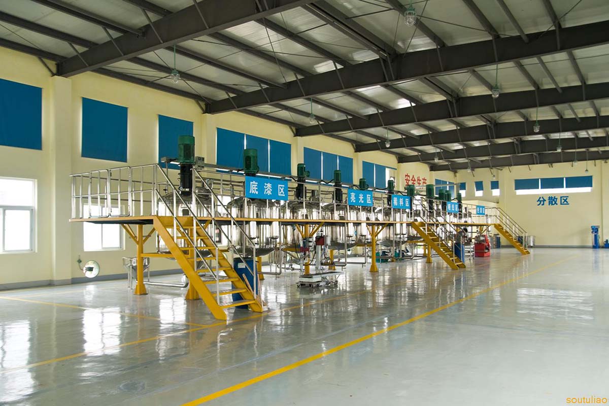 环氧地坪漆生产车间的生产设备