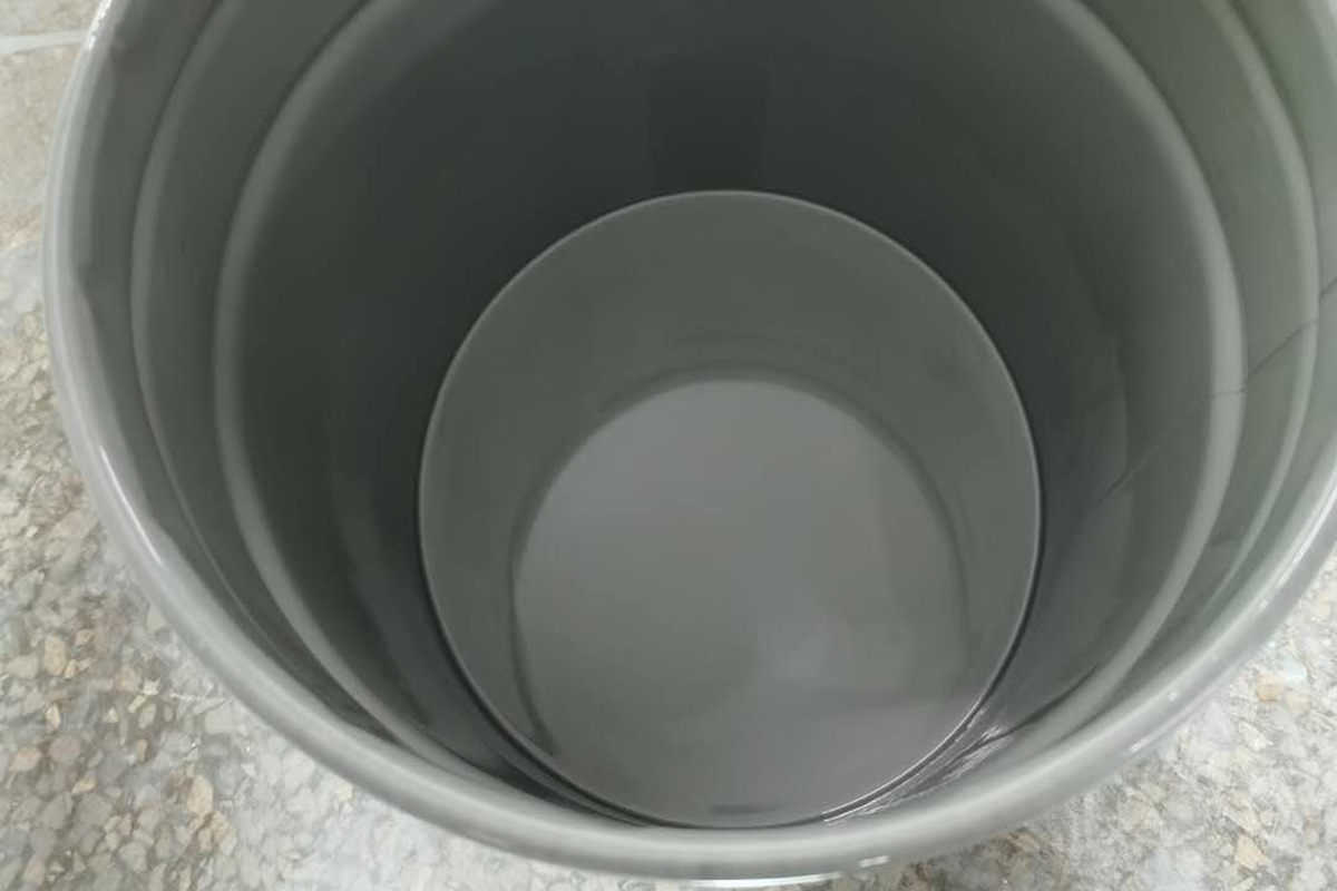 充分熟化的自流平面漆没有气泡情况